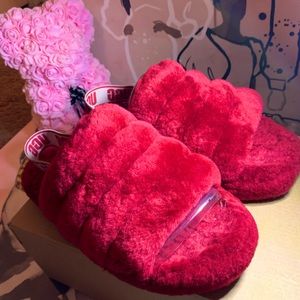 Ugg slippers / Slides W: size 7